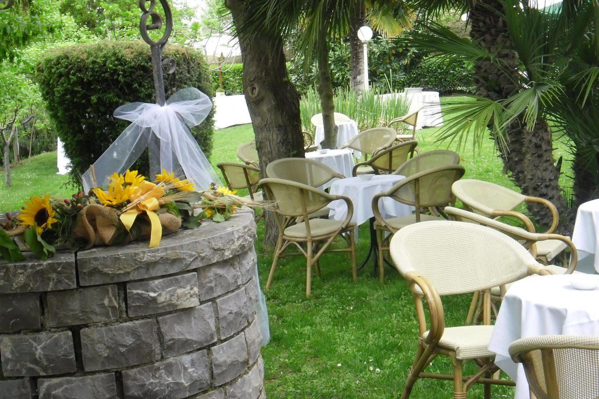 Hotel Ristorante Farneta Кортона Екстер'єр фото
