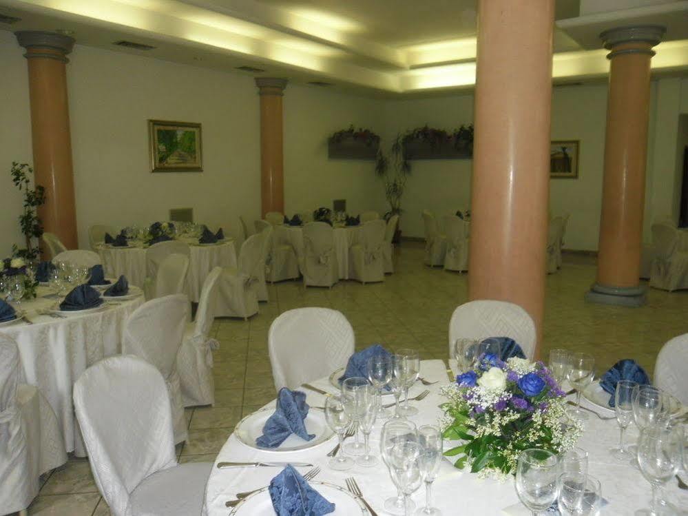 Hotel Ristorante Farneta Кортона Екстер'єр фото