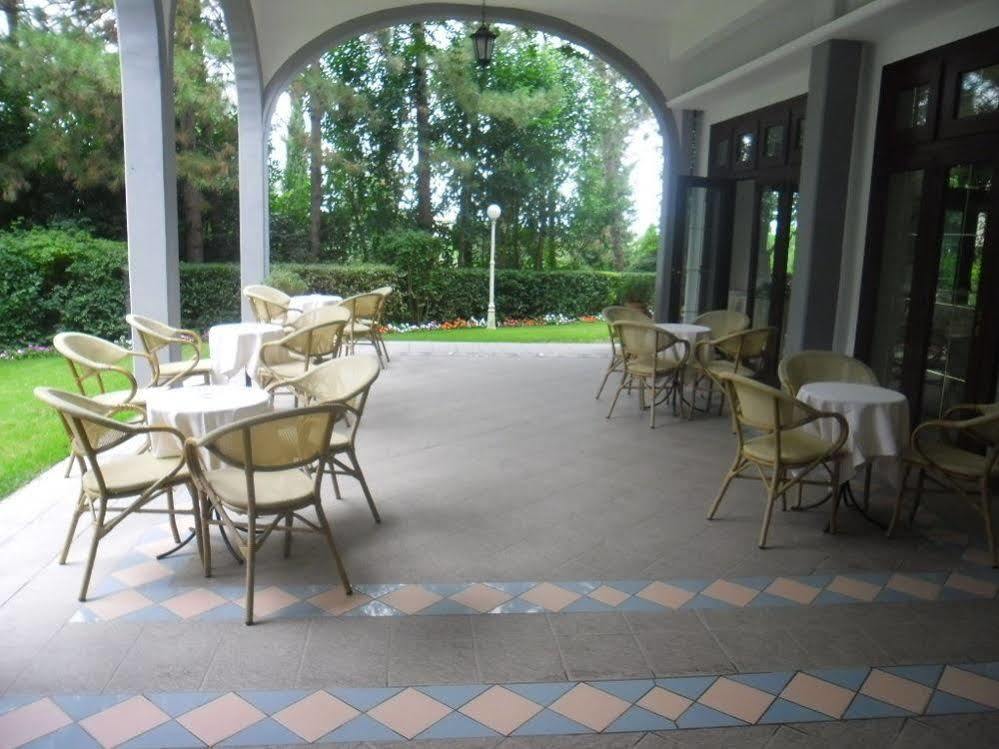 Hotel Ristorante Farneta Кортона Екстер'єр фото