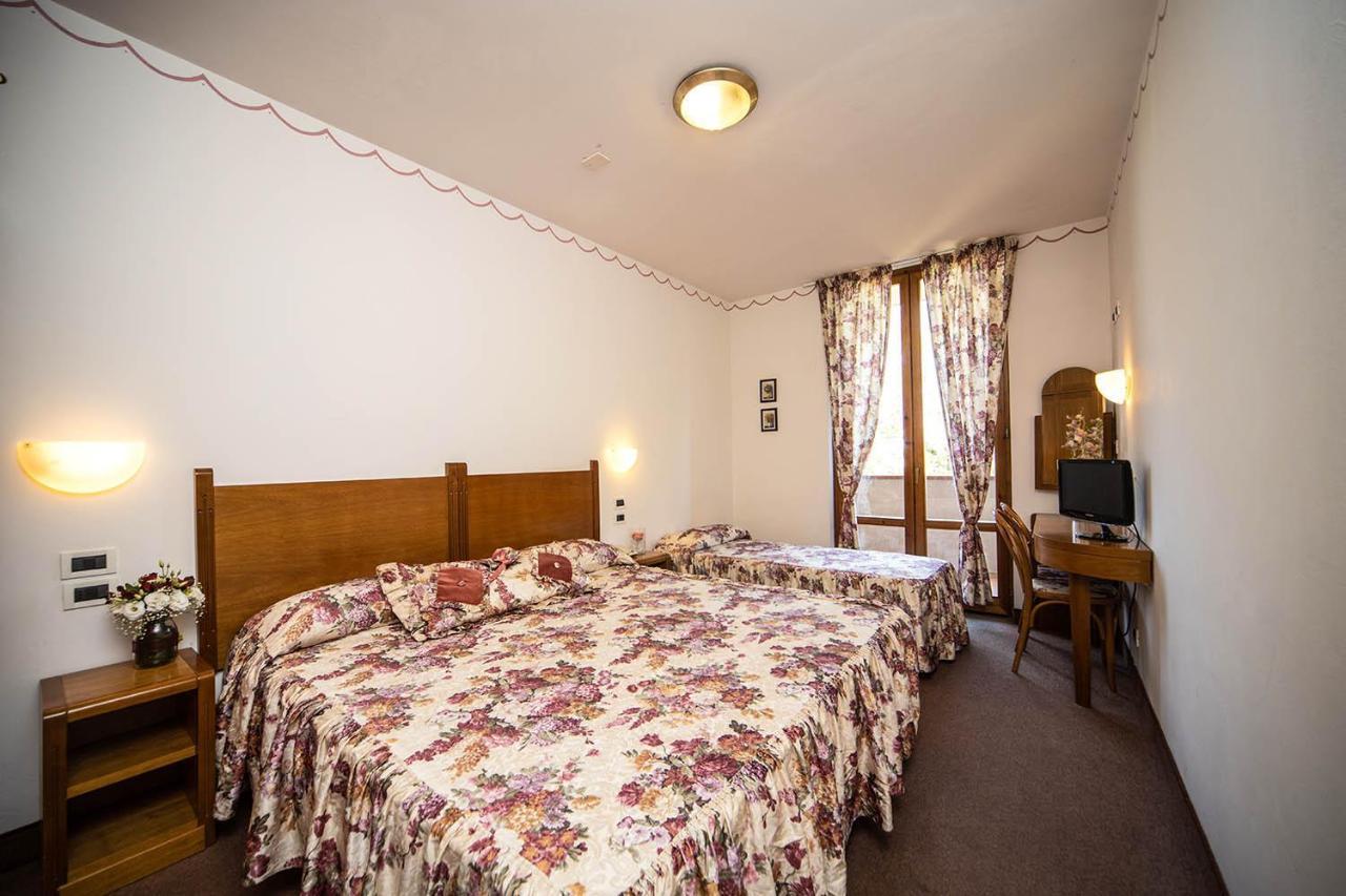 Hotel Ristorante Farneta Кортона Екстер'єр фото
